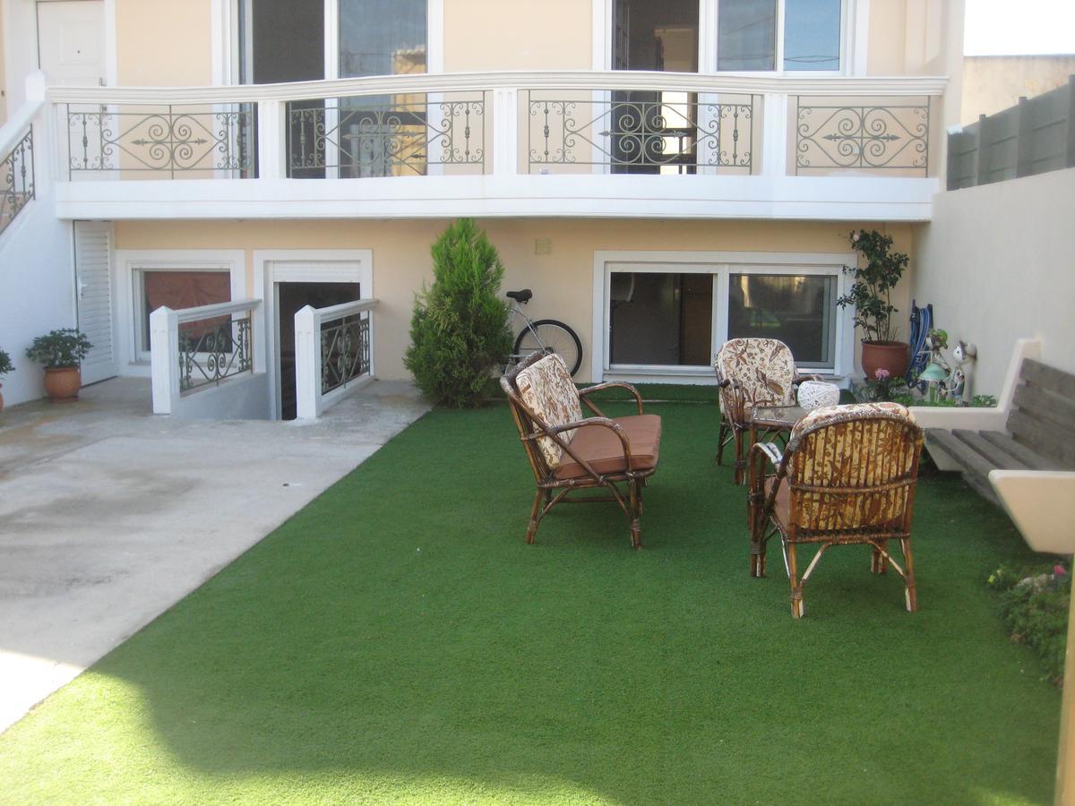 Rea'S Guest House Αρτέμιδα Εξωτερικό φωτογραφία