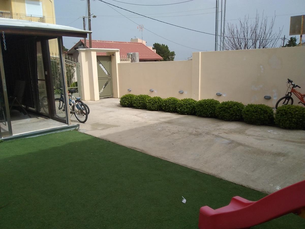 Rea'S Guest House Αρτέμιδα Εξωτερικό φωτογραφία