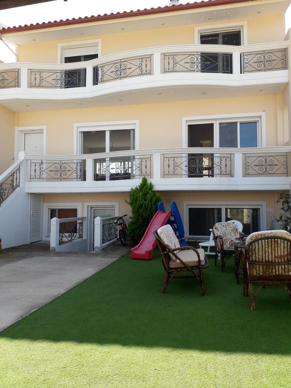 Rea'S Guest House Αρτέμιδα Εξωτερικό φωτογραφία